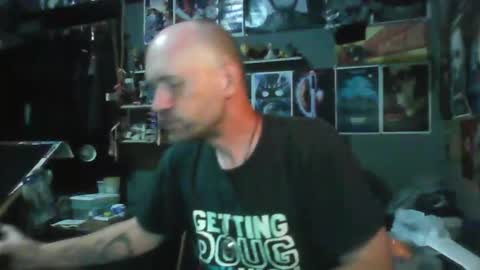 Snapshot of _longfellow chatting on 05.26.26 That guy online show from 05.26.26