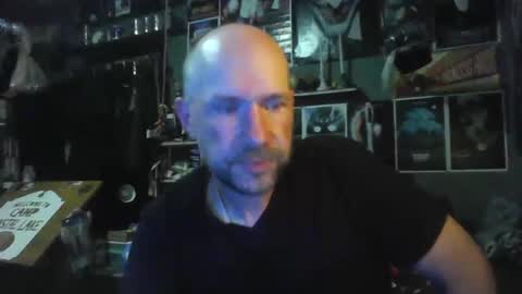Snapshot of _longfellow chatting on 05.31.26 That guy online show from 05.31.26