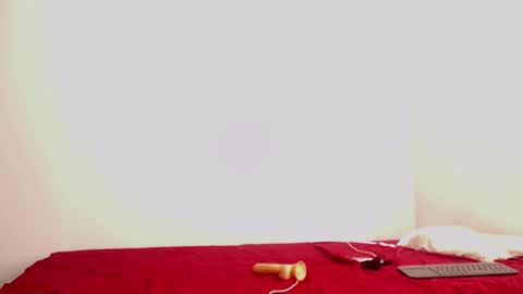 _loreana_ online show from 01.22.25