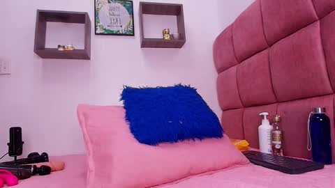 Lorrayne online show from 02.28.25