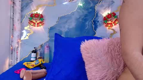 Lorrayne online show from 12.22.25