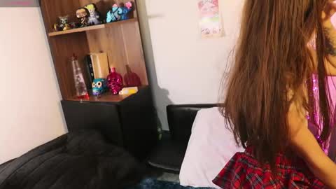 Snapshot of _lucy_white_ chatting on 02.17.25 Lucy online show from 02.17.25