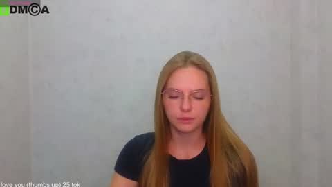 Snapshot of _lysafeta_ chatting on 08.04.26 Welcome guys Pleasure to see you all here My name is Lysafeta and MichaelaTip menu is active Private is open online show from 08.04.26