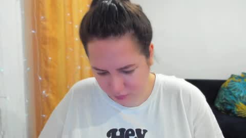 Snapshot of _madalexa_ chatting on 05.05.26 Alexa online show from 05.05.26