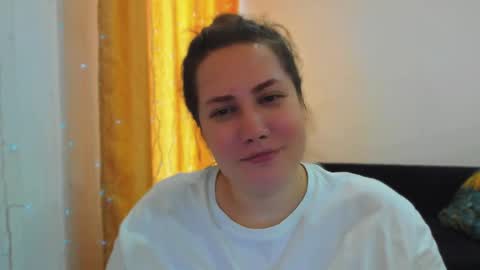 Snapshot of _madalexa_ chatting on 05.06.26 Alexa online show from 05.06.26