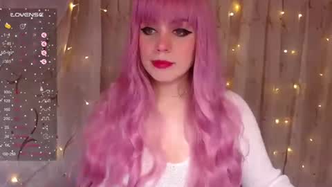 Snapshot of _marcelline_ chatting on 01.31.25 Kira online show from 01.31.25