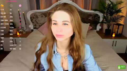 Snapshot of _mari_clark chatting on 05.28.26 Eva online show from 05.28.26