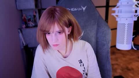 Snapshot of _mariko_ chatting on 10.23.25 Mariko online show from 10.23.25