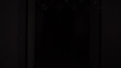  Gwen  online show from 01.28.25