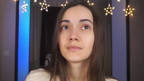  Gwen  online show from 01.31.25