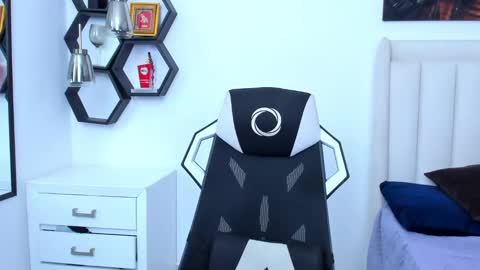 _matthew_santos_ online show from 01.15.25