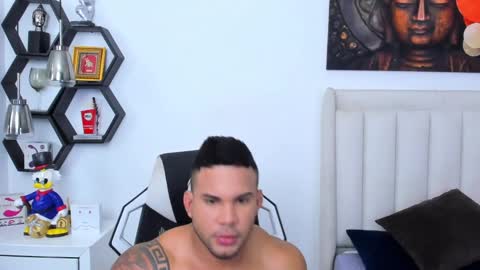 _matthew_santos_ online show from 02.08.25