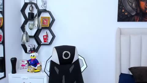 _matthew_santos_ online show from 02.13.25