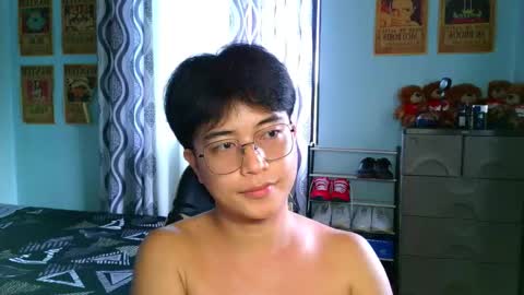 Snapshot of _maxurbate chatting on 01.10.26 MAX Dont forget to follow online show from 01.10.26