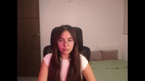 Snapshot of _maxxx1_ chatting on 06.10.26 max and abby online show from 06.10.26