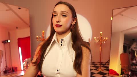 Snapshot of _meganmeow_ chatting on 01.10.25  Saturday - start 2030-2130 GMT online show from 01.10.25