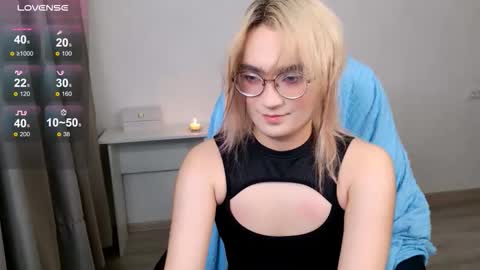 _meow_neko_ online show from 11.17.25