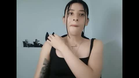 Snapshot of _mia_foster1 chatting on 02.21.25 Mia-foster online show from 02.21.25