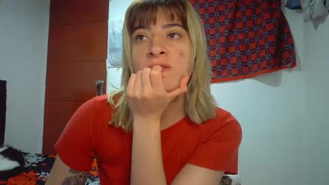 Mia-foster online show from 04.06.26