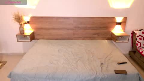 Mia online show from 03.08.26