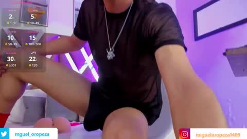 Snapshot of _miguel0 chatting on 10.16.25 miguel online show from 10.16.25