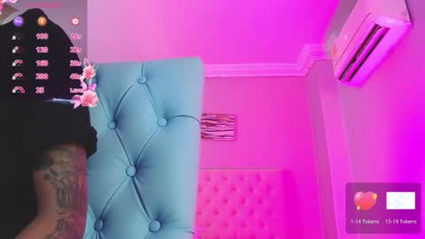 Paula online show from 12.04.25