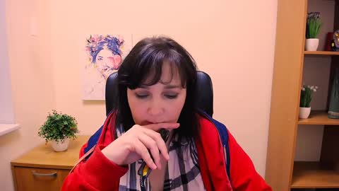 Snapshot of _miranda_sun chatting on 01.17.25 Miranda online show from 01.17.25