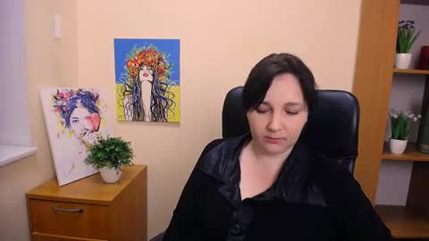 Snapshot of _miranda_sun chatting on 02.11.25 Miranda online show from 02.11.25