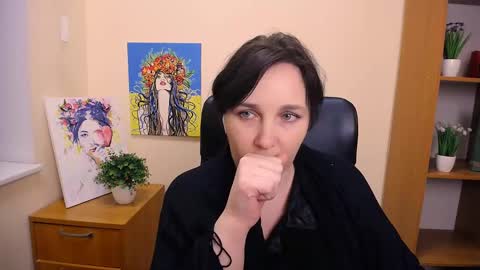 Snapshot of _miranda_sun chatting on 02.11.25 Miranda online show from 02.11.25