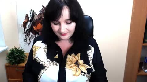 Snapshot of _miranda_sun chatting on 09.30.25 Miranda online show from 09.30.25