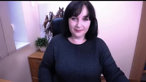 Snapshot of _miranda_sun chatting on 10.07.25 Miranda online show from 10.07.25