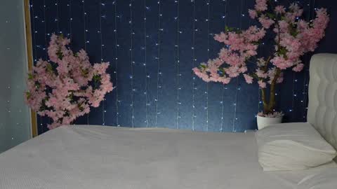 Victoria online show from 04.03.26