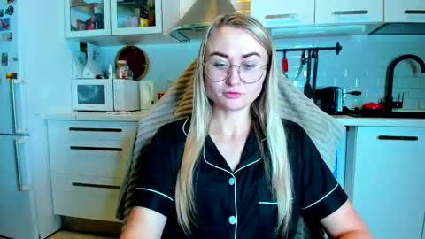 Eva online show from 11.18.25