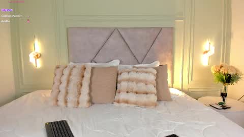 kimberley cruz online show from 10.18.25