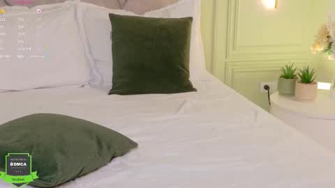 kimberley cruz online show from 03.05.26