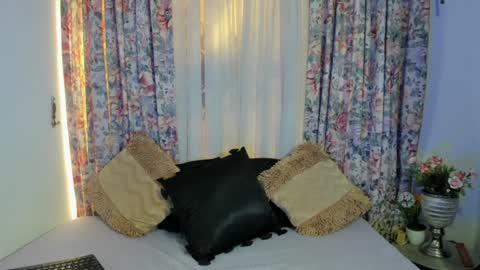 mizuki  online show from 12.18.24