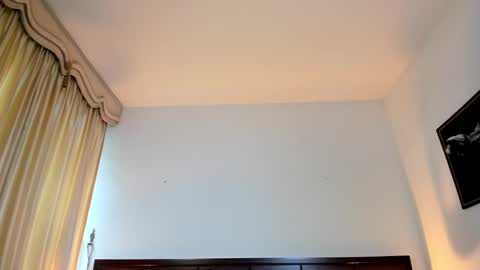 mizuki  online show from 02.20.25