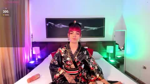 mizuki  online show from 09.10.25