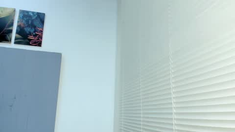 _molly_rosse_ online show from 10.11.25