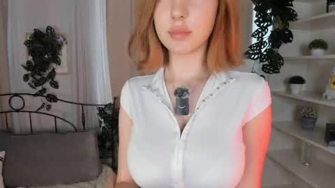 Snapshot of _monnytoon_ chatting on 06.17.26 Eva online show from 06.17.26