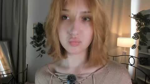Snapshot of _monnytoon_ chatting on 06.26.26 Eva online show from 06.26.26
