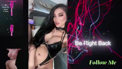 Snapshot of _morganmoore_ chatting on 12.16.25 MORGAN KEEP ON FOLLOWING online show from 12.16.25