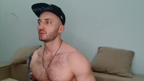 Snapshot of _muscle_arti_ chatting on 01.17.26 Arti online show from 01.17.26