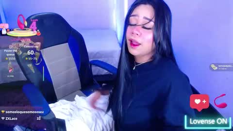 Snapshot of _nahom_ chatting on 09.25.25 nahomi online show from 09.25.25