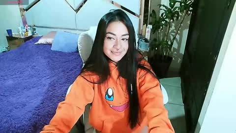 Snapshot of _natashaa19 chatting on 12.12.24 Natasha Rodriguez independent model online show from 12.12.24