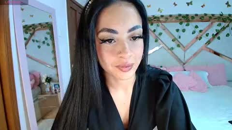 Snapshot of _natashaa19 chatting on 09.12.25 Natasha Rodriguez independent model online show from 09.12.25
