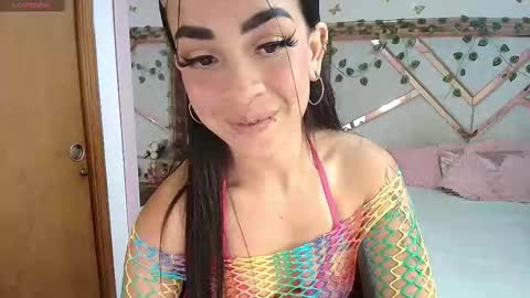 Snapshot of _natashaa19 chatting on 10.10.25 Natasha Rodriguez independent model online show from 10.10.25