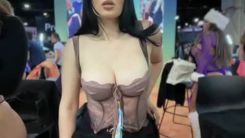 naty19 online show from 04.10.26