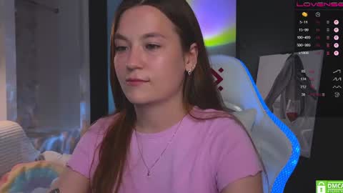 Snapshot of _nemalkovamia chatting on 06.27.26 Mia with a big heart online show from 06.27.26