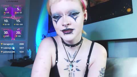 Nicole online show from 12.14.25